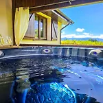 Pod Swierkami & Jacuzzi