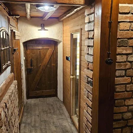 Дом отдыха Pod Swierkami & Jacuzzi *