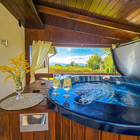 Pod Swierkami & Jacuzzi