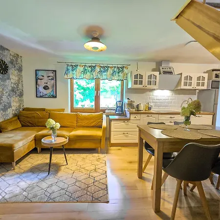 Pod Swierkami & Jacuzzi Сasa de vacaciones