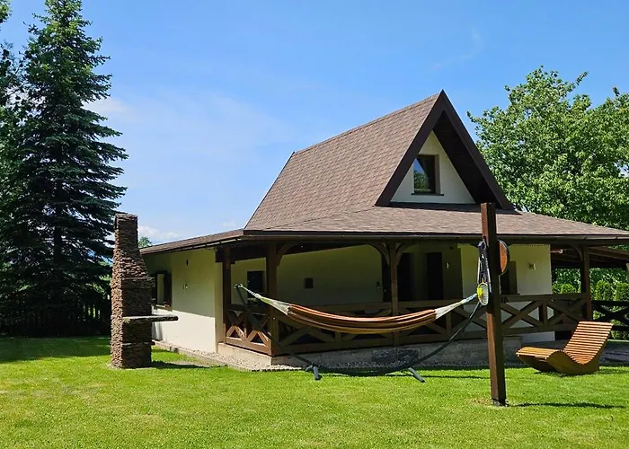 Pod Swierkami & Jacuzzi Сasa de vacaciones Jelenia Góra